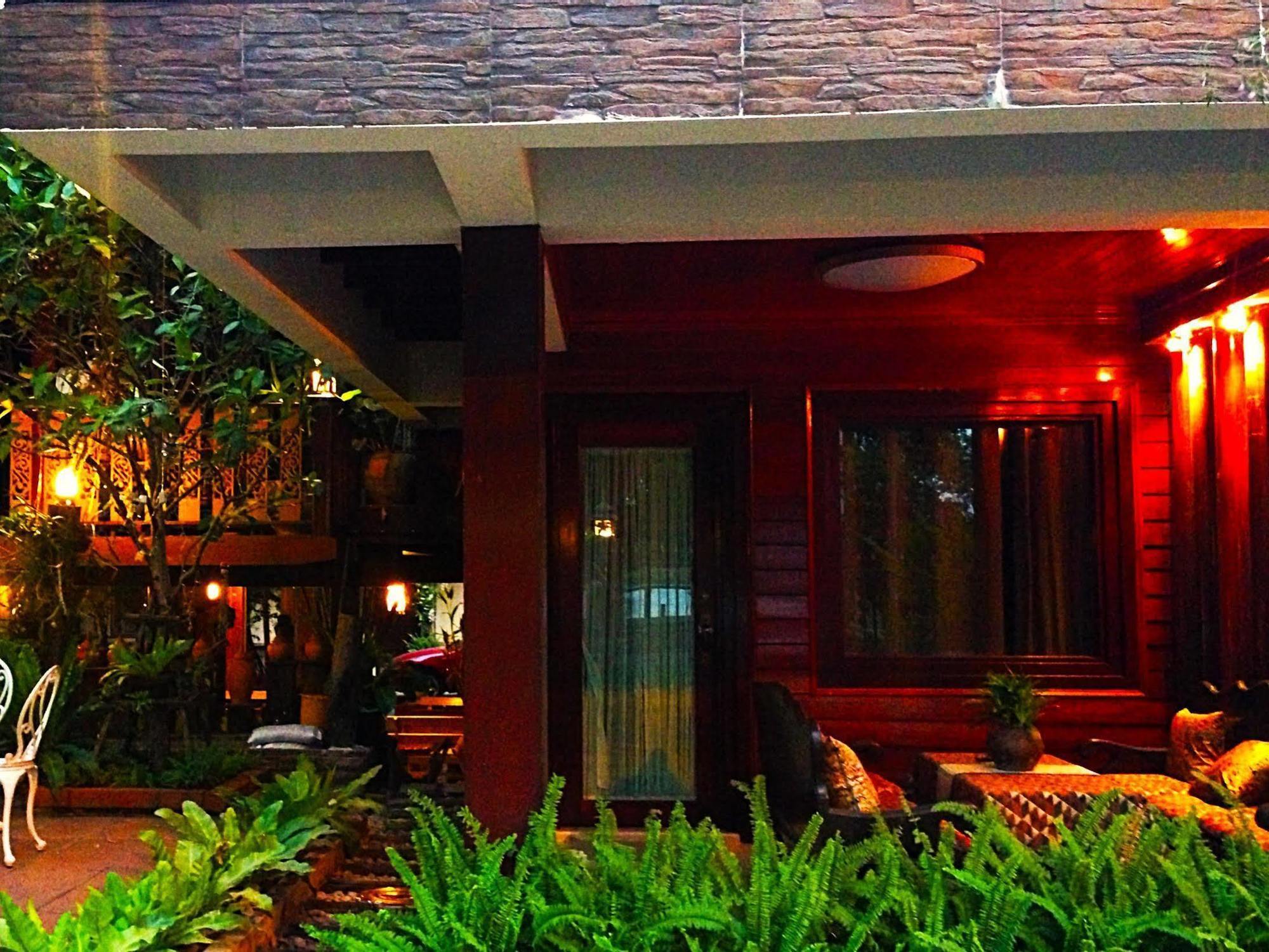 Baifern Homestay Ayutthaya Eksteriør bilde