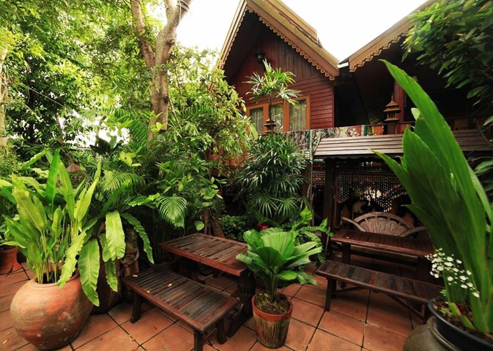 Baifern Homestay Ayutthaya Eksteriør bilde